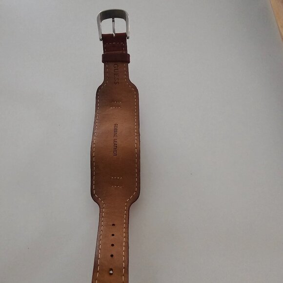 Red Guess Watch - Picture 4 of 6